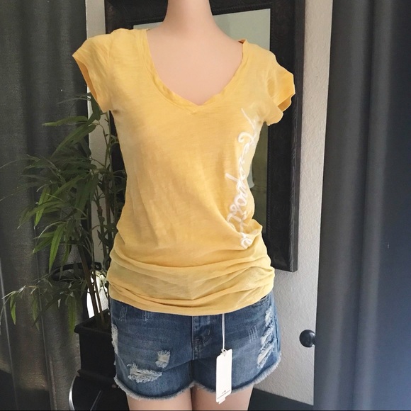 Aeropostale Fun in the Sun Yellow V-Neck T-shirt - Picture 2 of 5